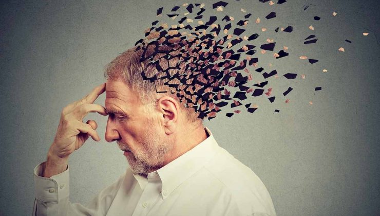 Alzheimer’ın hafıza problemleri dışında 7 erken belirtisi