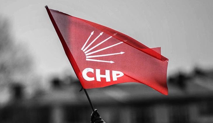 CHP’de istifalar sürüyor