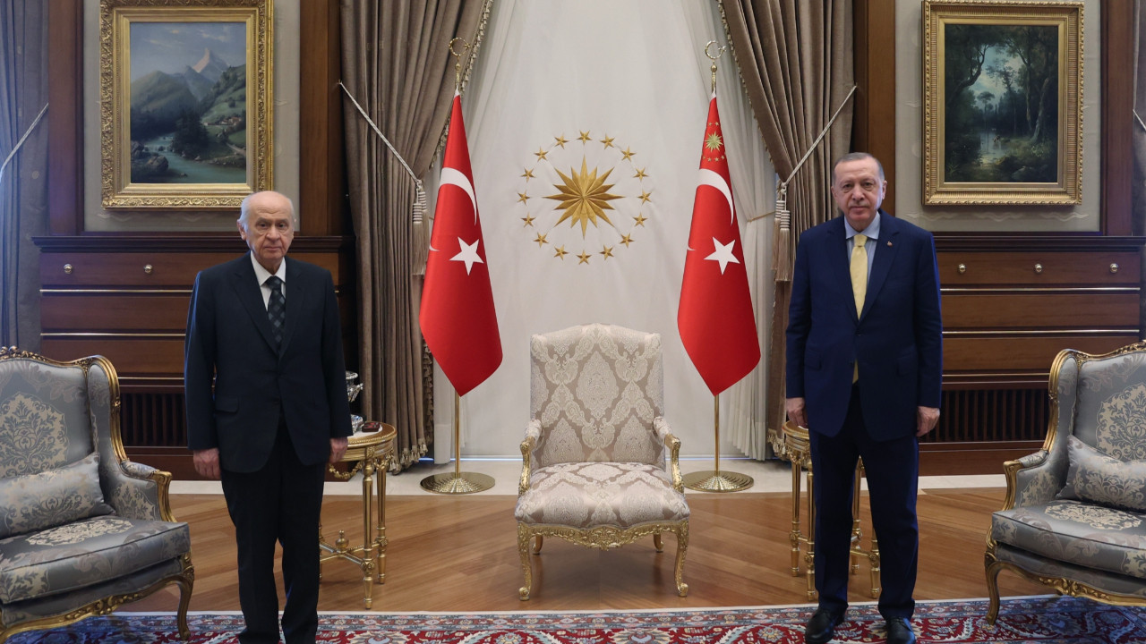 Erdoğan-Bahçeli görüşmesinde yeni anayasa ve reform konuşuldu