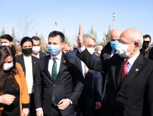 Kemal Kılıçdaroğlu, Aksaray esnafını ziyaret etti