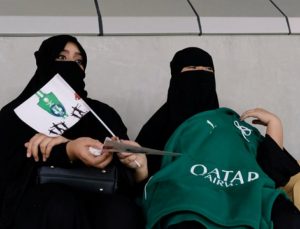 Suudi Arabistan’da kadınlara orduya katılma hakkı verildi