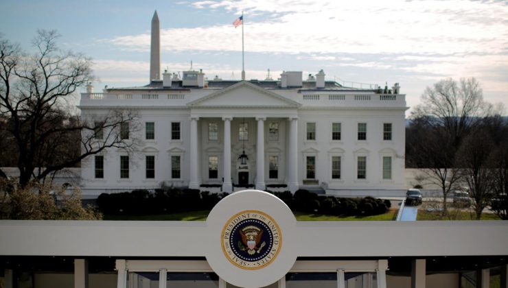 Beyaz Saray, gazetecilere 170 $’lık COVID-19 test ücreti uyguluyor