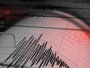 İzmir’de korkutan deprem