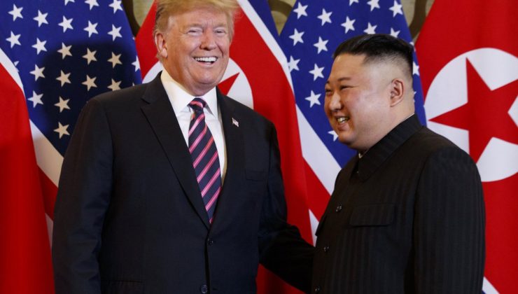 Trump’tan Kim Jong’a: Seni Air Force ile iki saate eve bırakırım
