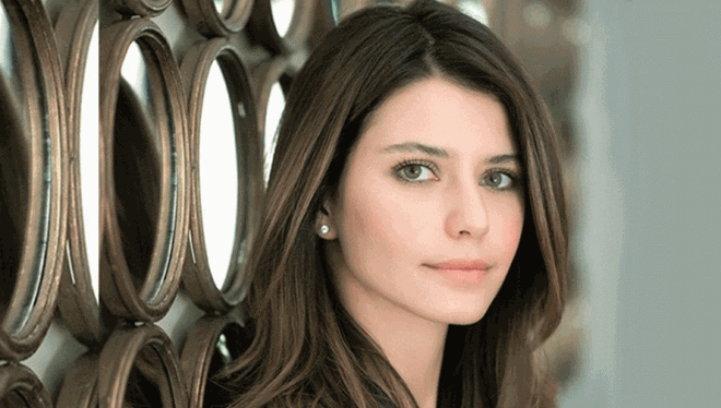 Beren Saat albüm çıkarıyor