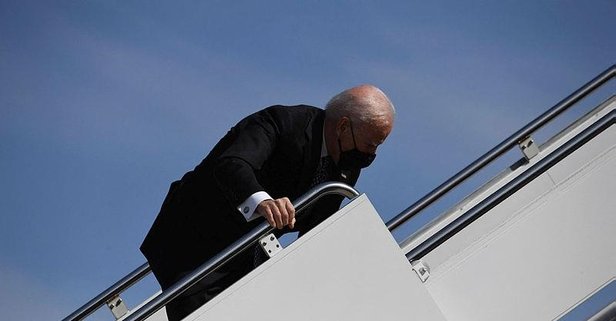 Joe Biden, uçağa binerken 3 kez üst üste düştü