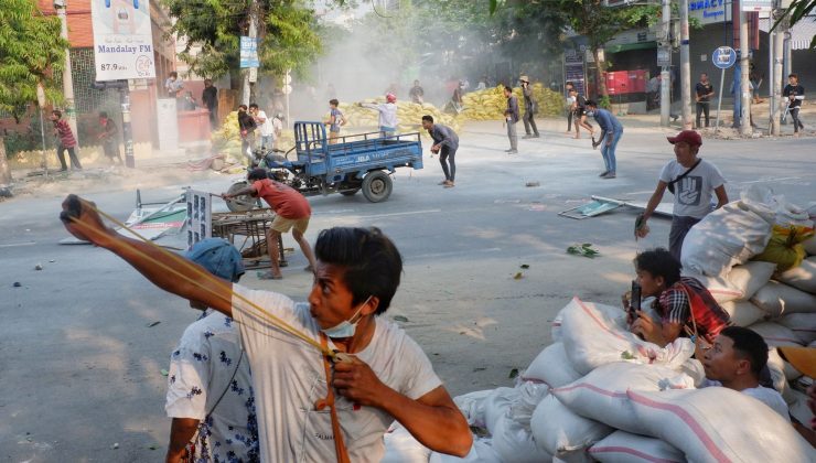 Myanmar’da ortalık kan gölüne döndü: 126 ölü