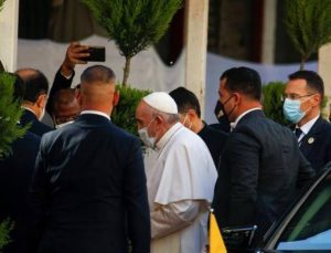 Papa Francis, Sistani ile bir araya geldi