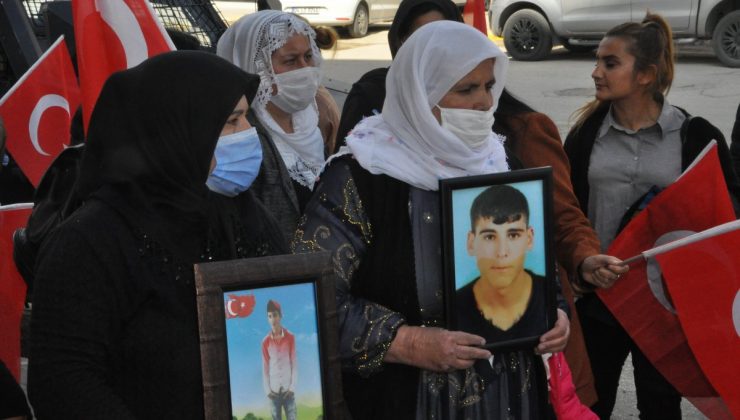 Şırnak anneleri ‘Kahrolsun PKK’ sloganlarıyla yürüdü