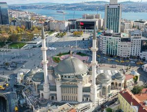 Taksim Camii’nde ilk namaz Ramazan ayında