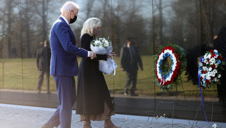 ABD Başkanı Biden, Vietnam Gazileri Anıtı’nı ziyaret etti