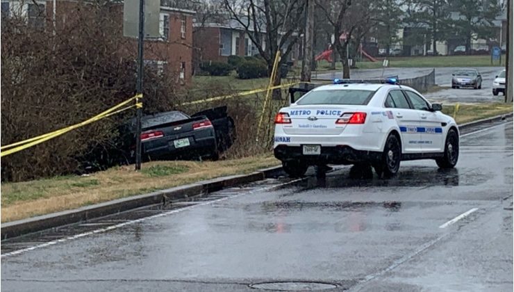 Tennessee’de polis kendisine ateş açan kadını öldürdü