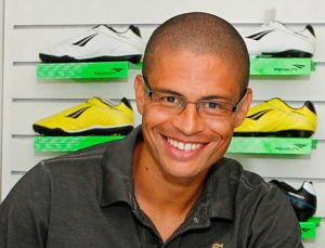 Alex de Souza’nın teknik direktörlük kariyeri başlıyor
