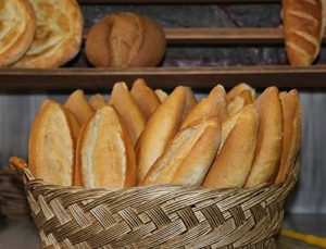 Ankara’da ekmek zammı iptal edildi