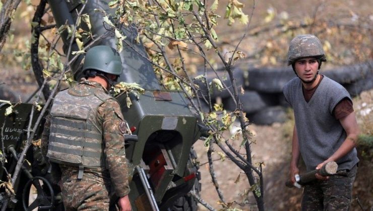 Ermenistan askerleri Erivan’a tepkili