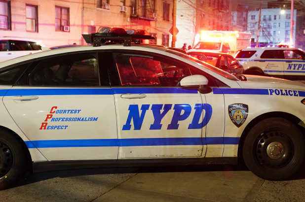 NYPD polisi iki kız çocuğuna cinsel istismarla suçlandı