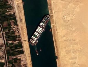 Süveyş Kanalı’nda yeni kriz