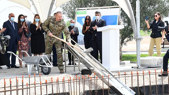 Azerbaycan Cumhurbaşkanı Aliyev, Zengilan’da yeni havalimanının temelini attı