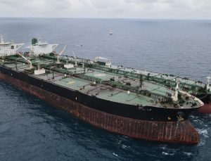 ‘İran’a ait gemi Kızıldeniz’de saldırıya uğradı’ iddiası