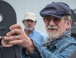 Steven Spielberg yarı otobiyografik film çekmeye hazırlanıyor