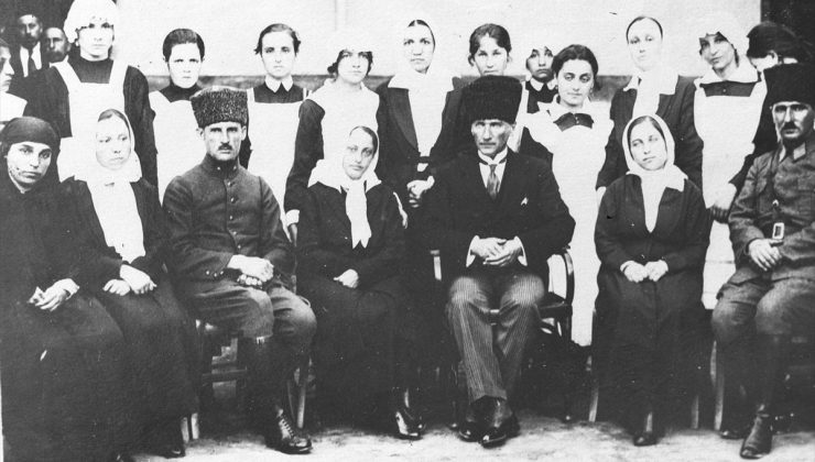 19 Mayıs’a özel arşiv fotoğraflarıyla Atatürk
