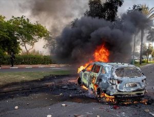 Filistinli şehidin cenazesinde çıkan olaylar nedeniyle İsrail’in Lid kentinde olağanüstü hal ilan edildi