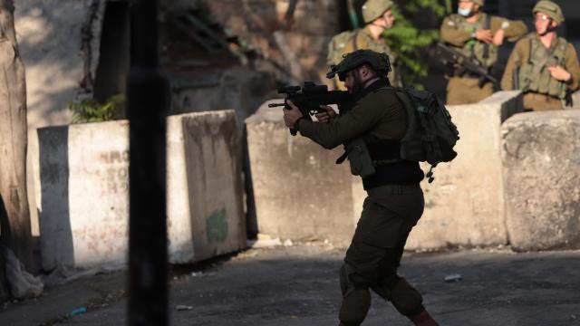 İsrail şiddeti sürüyor: Batı Şeria’da 2 Filistinli yaralandı