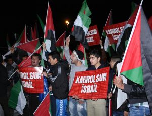 İsrail’in Mescid-i Aksa saldırıları İstanbul’da protesto edildi