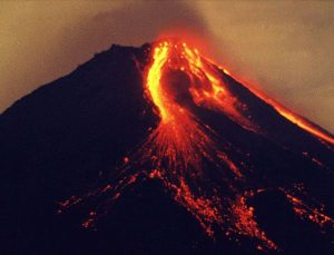 Kongo’daki Nyiragongo Yanardağı’nda patlama