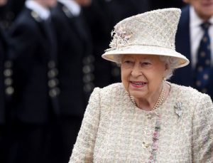 Kraliçe Elizabeth, güven mektuplarını online aldı