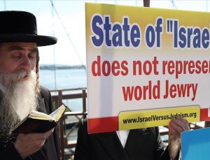 New York’taki Ortodoks Yahudileri İsrail’i protesto etti