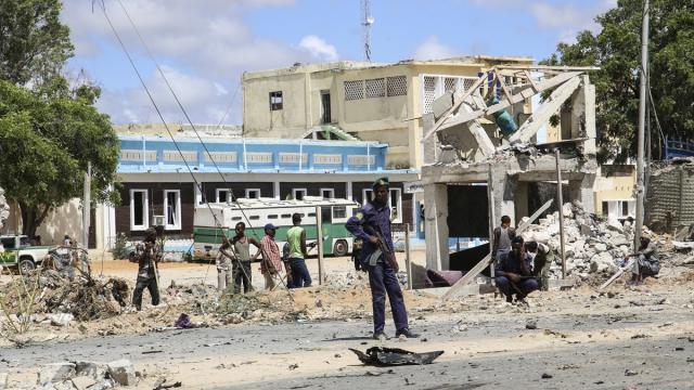 Somali’de karakolun önünde intihar saldırısı