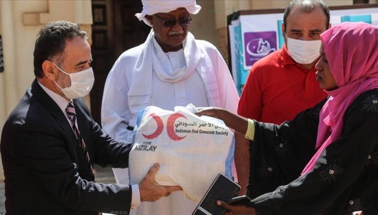 Türk Kızılay, Sudan’da ihtiyaç sahiplerine gıda kolisi dağıttı
