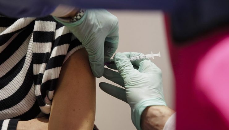 Covid-19 aşısı olanlara milyon dolarlık para ödülü
