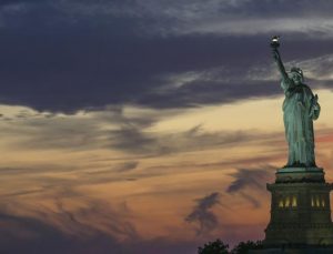 Göçmen vizelerle ABD’de yasal oturum izni alabilirsiniz