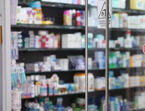Reçeteli ilaç fiyatları için Demokratlar çözüm arayışında