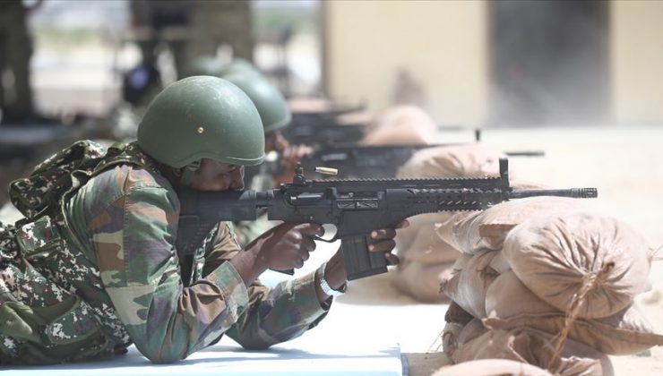 Somali’de Eş-Şebab operasyonu: 10 militan öldürüldü