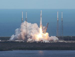 SpaceX’in okyanustaki uzay üssü gelecek yıl açılıyor