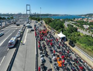 Motosikleti üzerinde şehit olmuştu! Anısına geçit düzenlendi