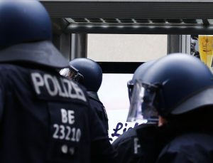 Almanya’da Türk aileye ırkçı saldırı