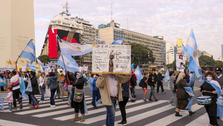 Arjantin’in bağımsızlık gününde hükümet karşıtı protestolar