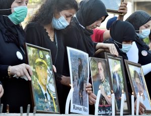 Beyrut Limanı’ndaki patlamada ölenlerin yakınları adalet istiyor