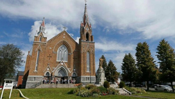 Kanadalı eski piskopos Poilievre kilisenin suçlu olduğunu kabul etti