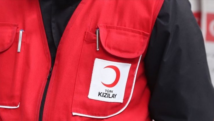 Türk Kızılay’dan yangından etkilenenlere yiyecek desteği