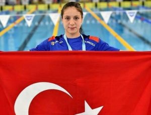Milli yüzücü Merve Tuncel, Avrupa şampiyonu oldu