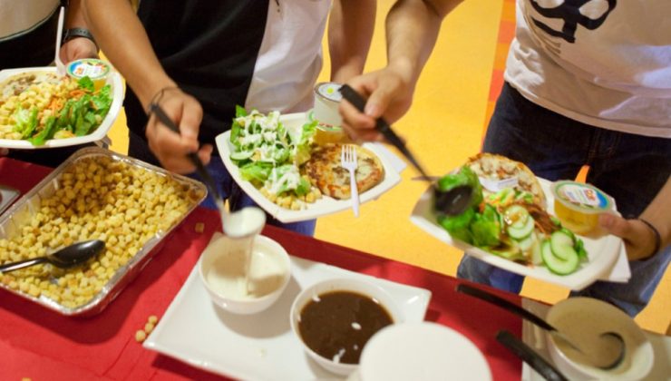 Kaliforniya’da 6,2 milyon öğrenciye ücretsiz öğle yemeği