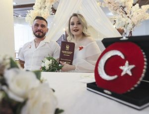 Pençe-Şimşek operasyonu gazisi İbrahim Yüzer evlendi