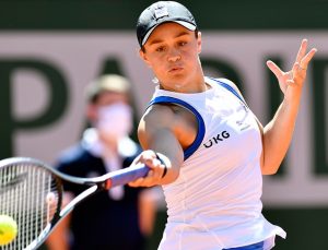 Wimbledon’da tek kadınlar şampiyonu Barty