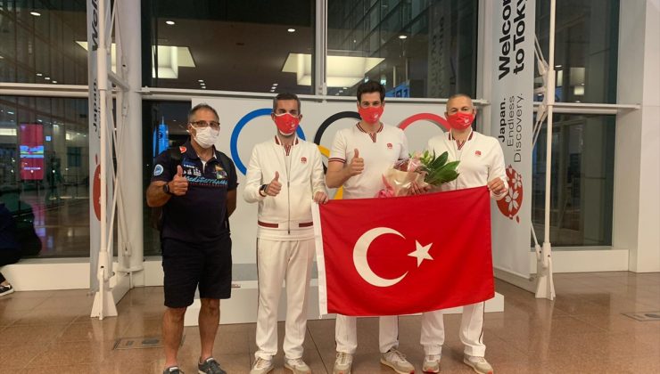 Olimpiyatlar için ilk Türk kafilesi Tokyo’ya gitti