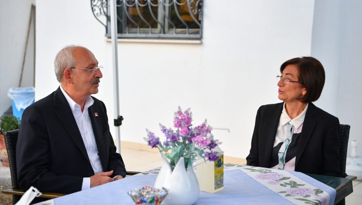 Kılıçdaroğlu, eski Sağlık Bakanı Eryılmaz’ın ailesine taziye ziyaretinde bulundu